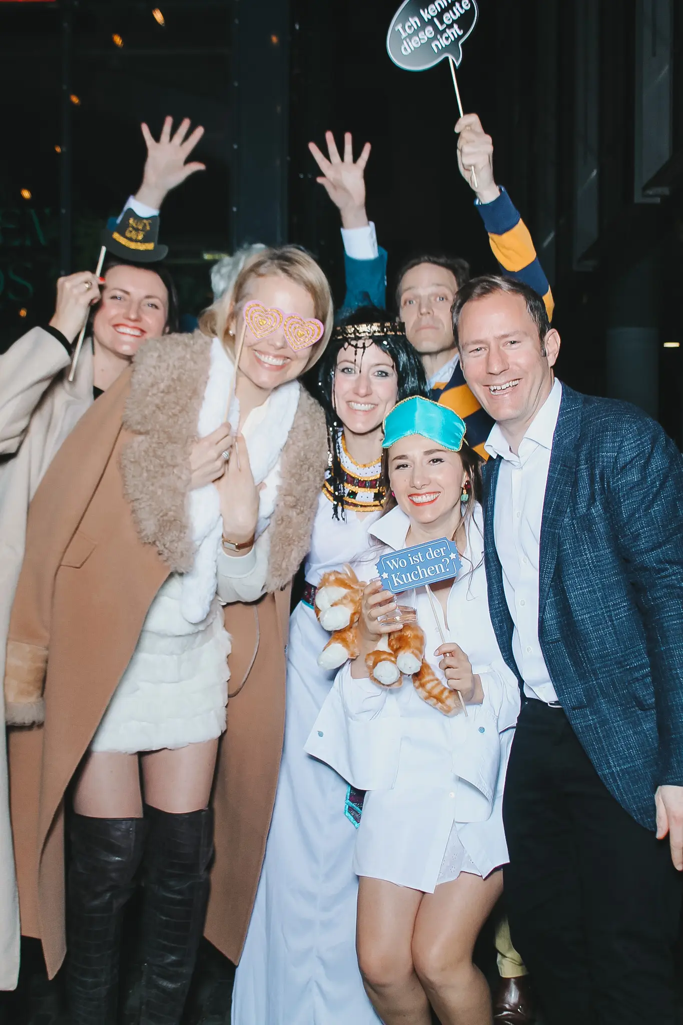 Die lustigsten Fotobox-Requisiten für eure Hochzeit